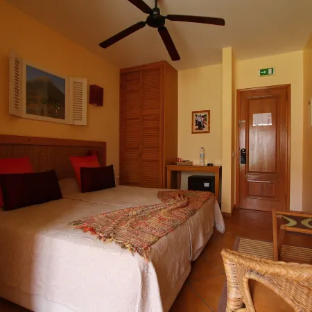 Kira's Boutique Hotel