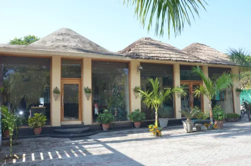 Kangs Nirvana Resorts and Spa - Frühstück