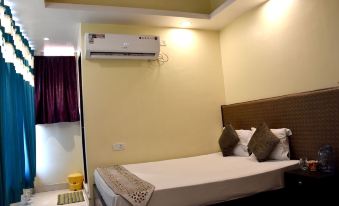 Hotel Maple Inn,Patna