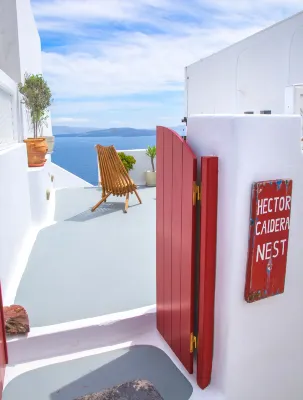 Hector Cave House Hotels near Sigalas Winery