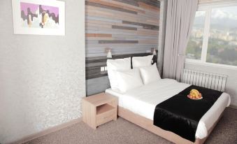 Small Hotel