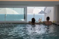 Hesperia Hotel & Residence - Pools
