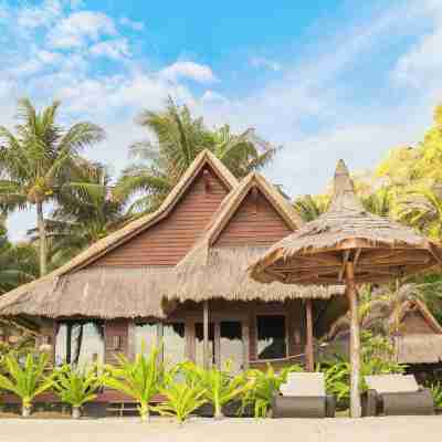 Cauayan Island Resort and Spa Hotel Exterior
