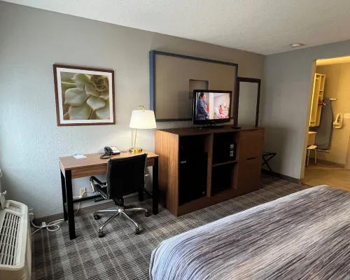 AmericInn by Wyndham Glendale/Milwaukee Hotels in Glendale