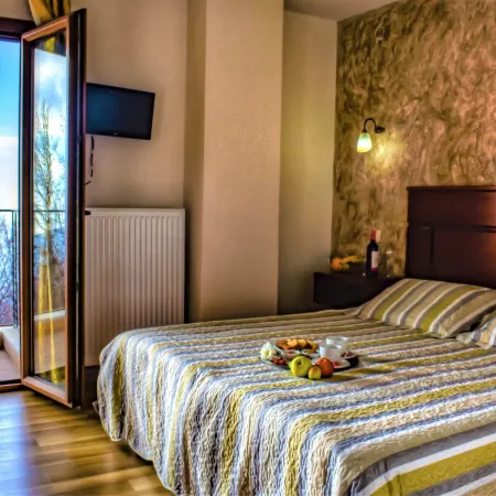 Tasia Mountain Hotel