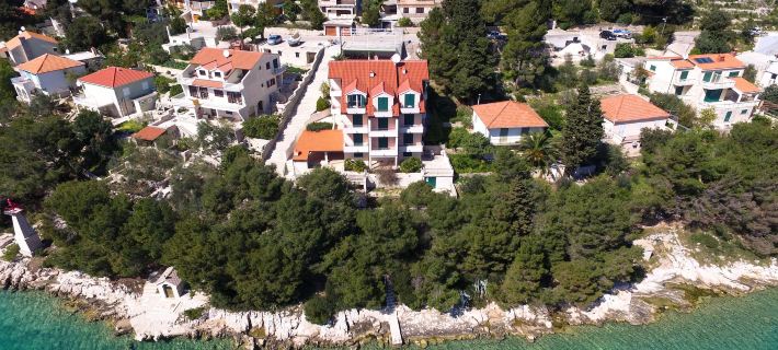 Apartments Vala Hotels in Korcula Island