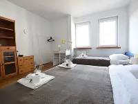 Mhost Bronowice Hotels near Bronowice