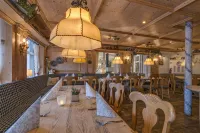 Burg-Klause - HPB Wolf oHG Hotels in Puttgarden