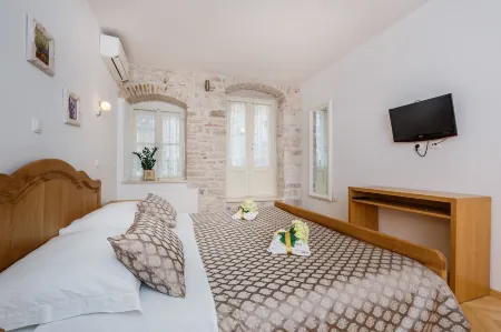 Villa Spaladium Отели рядом с достопримечательностью «Дворец Диоклетиана»