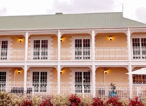 White Lace Motor Inn Mackay