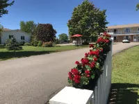 Fair Isle Motel Hotels in Brackley