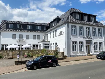 Privathotel Riesenbeck Hotels in der Nähe von Cafe Seerose am NaturaGart Park