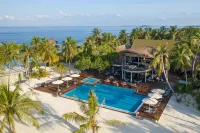Outrigger Maldives Maafushivaru Resort Hotel a Dhangethi
