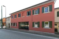 Red Lion Guest House Hotels in Favaro Veneto