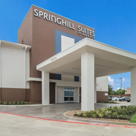 SpringHill Suites Dallas NW Highway at Stemmons/I-35E