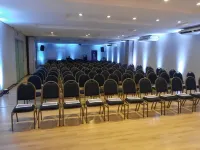 Maximus Business Hotel