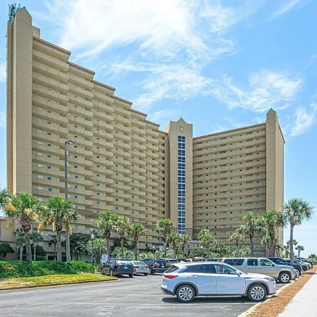 Pelican Beach 307