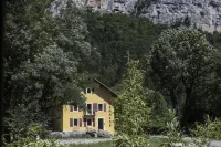 Annexe 1888 Hotels in Magland