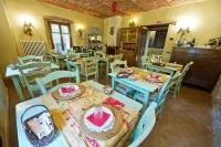 La Maison des Vignerons Chambres d'Hotes B&B Hotels in Bard