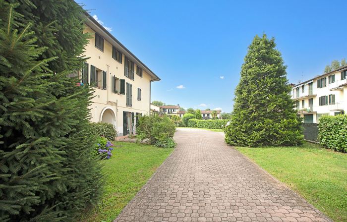 Angera Relax & Pool - Lake Maggiore Retreat - Happy Rentals