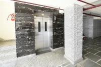 FabHotel Model Town Hotel a North Delhi