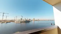Sheraton Norfolk Waterside Hotel - Balcony