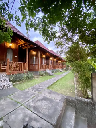 Kamasan Cottage by Reccoma
