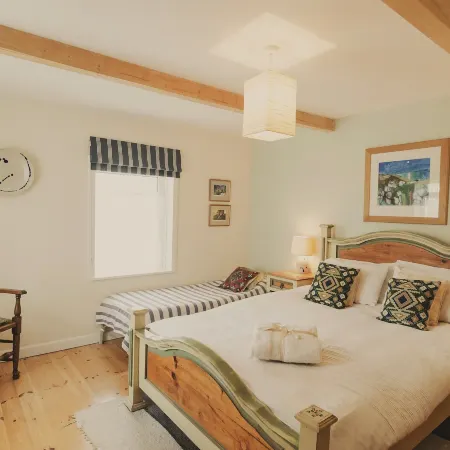 Vinegar Hill Pottery Hotels in New Forest District