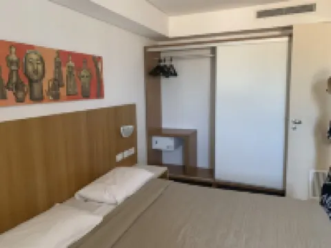 卡波布朗科碼頭公寓酒店