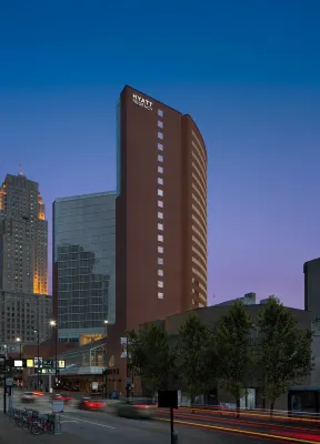 Hyatt Regency Cincinnati Hotels near Cincinnati Union Terminal