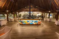 Hotel Tamarindo Diria Beach Resort - ที่มีบาร์