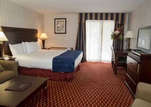 Hampton Falls Inn - 2-Star