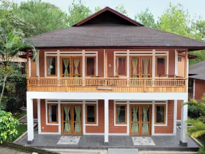 Jambuluwuk Convention Hall & Resort Batu