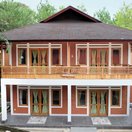 Jambuluwuk Convention Hall & Resort Batu