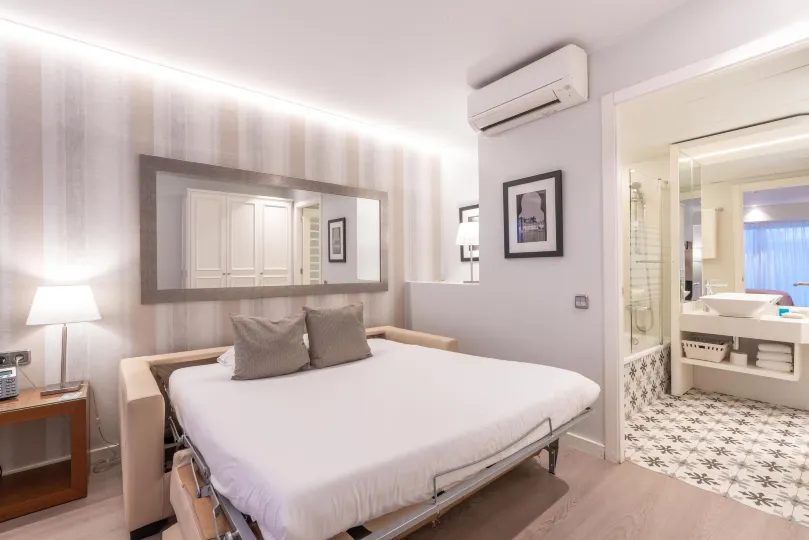 Serennia Fira Gran Via Exclusive Rooms