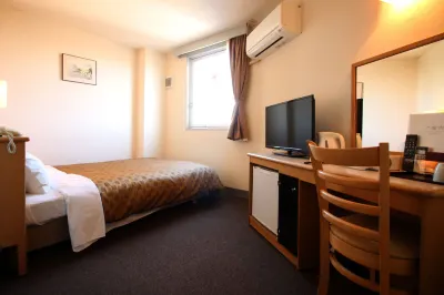 Hotel LC Gifu Hashima Hotel dekat Shin Hashima Railway Station