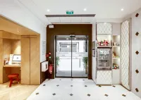 เมอร์เคียว ปารีส โอเปร่า ลูฟวร์