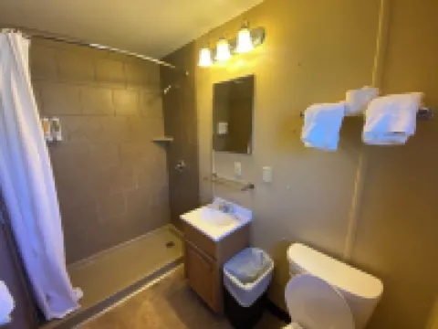 Thousand Hills State Park Cabins Hotels in Adair County