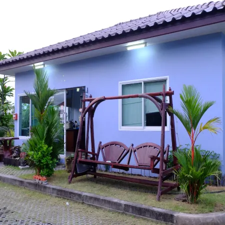 PT House Resort