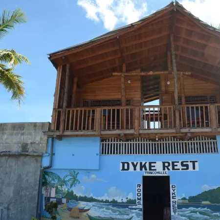 Dyke Rest
