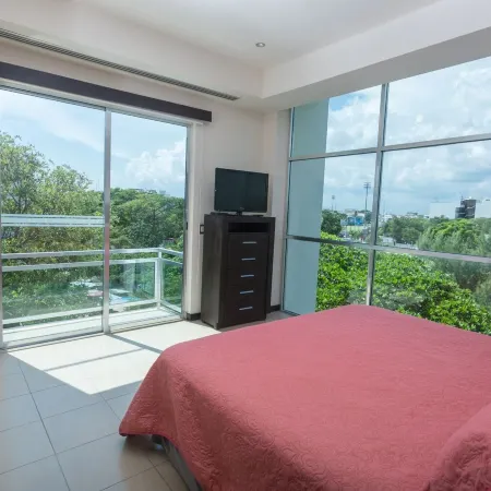 San Pedro Hotel, 5ta Avenida