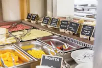 Hotel Domomea - breakfast