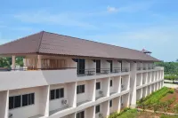 Be Fine Sabuy Hotel and Resort Hotels near Khun Thale Park