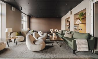 Enter St Elisabeth Hotel & Spa
