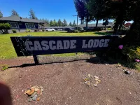 Cascade Lodge Hotels in Bend