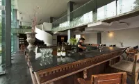 Demetria Hotel - Barer