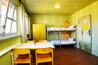 Amstel House Hostel Hotels near Beusselstraße Station