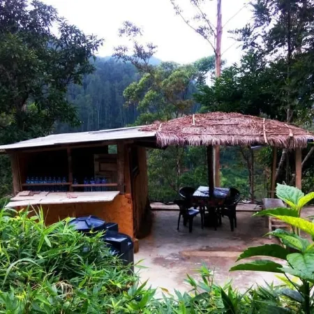 9 Arch View Rest Inn