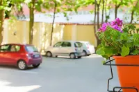 Memel Hotel - parking