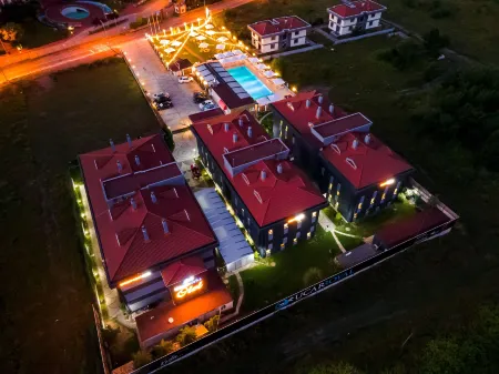 Ucar Royal Hotel ve Konferans Salonu Отели в г. Шиле